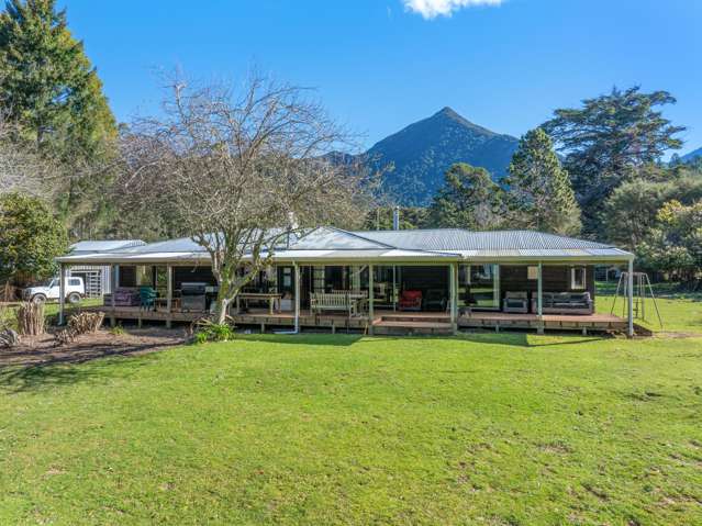 1 Nydia Bay Pelorus Sound_2