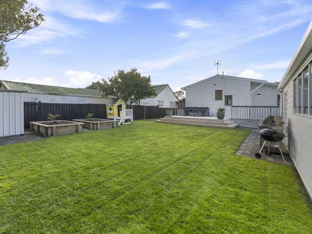 10 Bluewater Place Wattle Downs_1