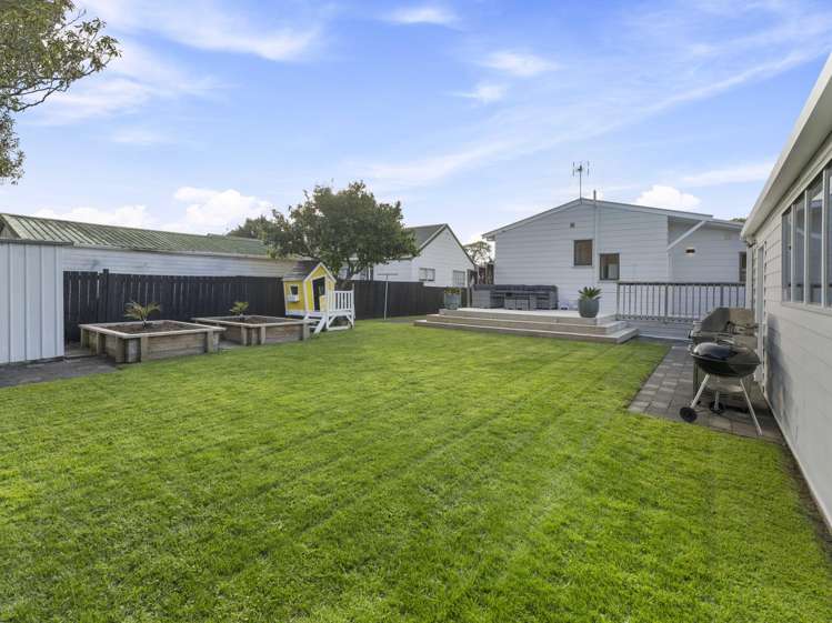 10 Bluewater Place Wattle Downs_1