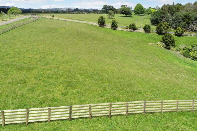 75 Burtt Road Paerata_6