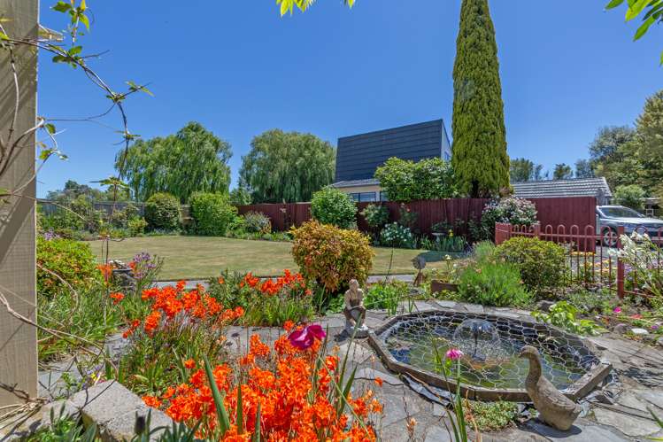 32 Millstream Drive Lincoln_18