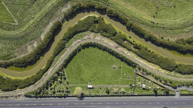 619 State Highway 25 Waitakaruru_8