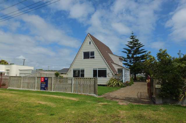 14 Holben Parade Foxton Beach_2