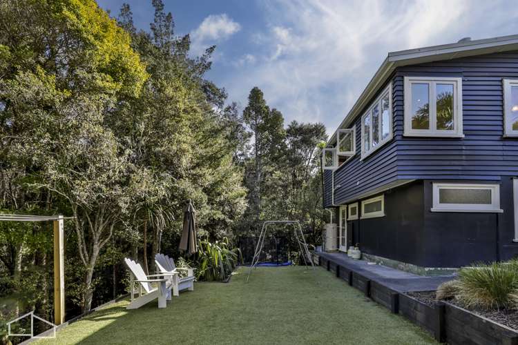 1 Miha Road Titirangi_17