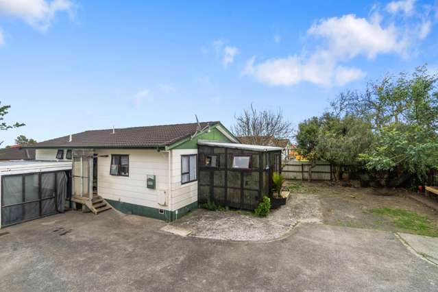 Charming First Home with Do-up Potential