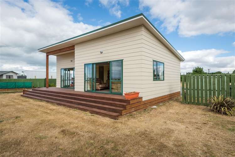 1518 Thongcaster Road Oxford_13