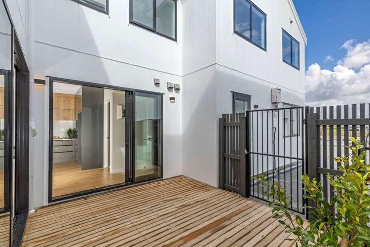 13 Pukeko Road Hobsonville_15