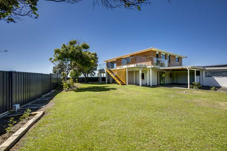 63 Le Quesne Road Bay View_11