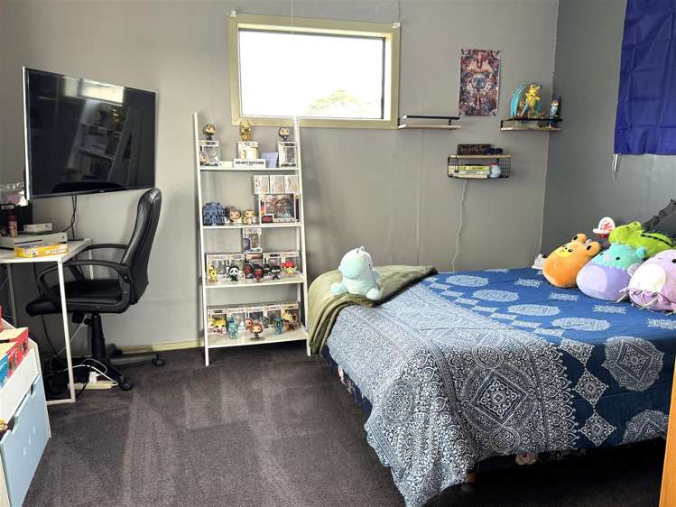 2 Coakley Street Blaketown_23