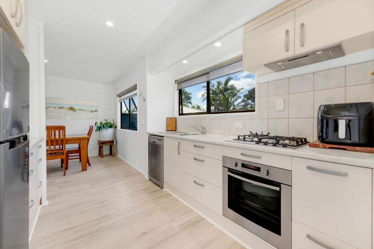 4 Julia Way Beachlands_6