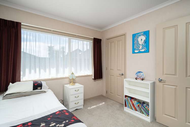 9 Waiora Place Pyes Pa_11