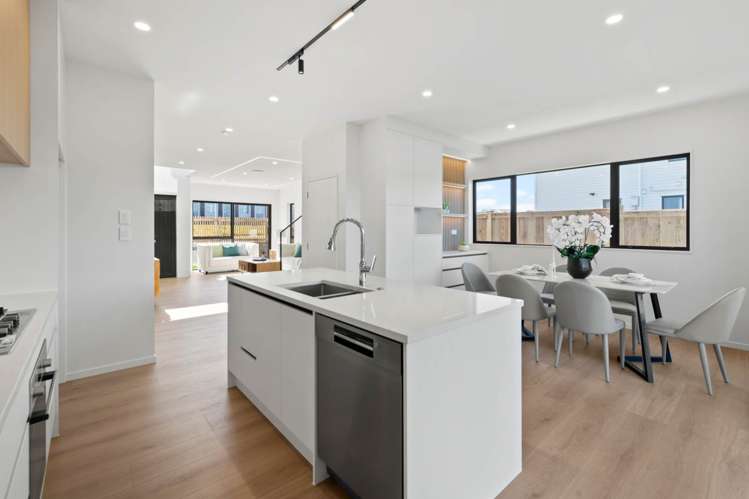 33 Puia Street Papatoetoe_13