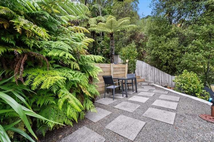 32 Forest Road Pinehaven_18