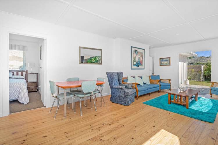 207a The Square Whangamata_5