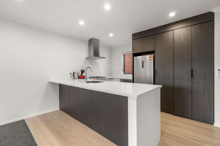 3/6 Fend Street 1053_5