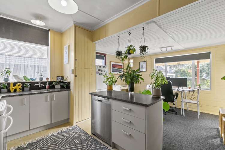 74 Hine Street New Plymouth Central_3