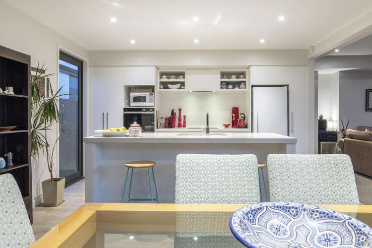 14 Eden Crescent Brookfield_12