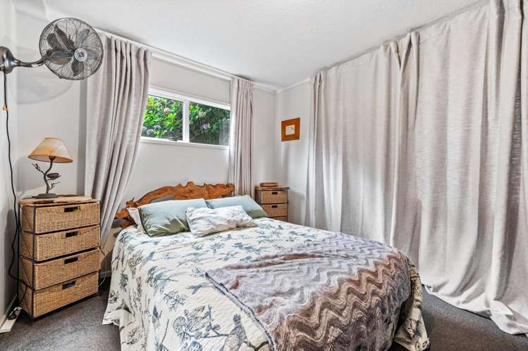 45 John Dee Crescent Red Beach_16