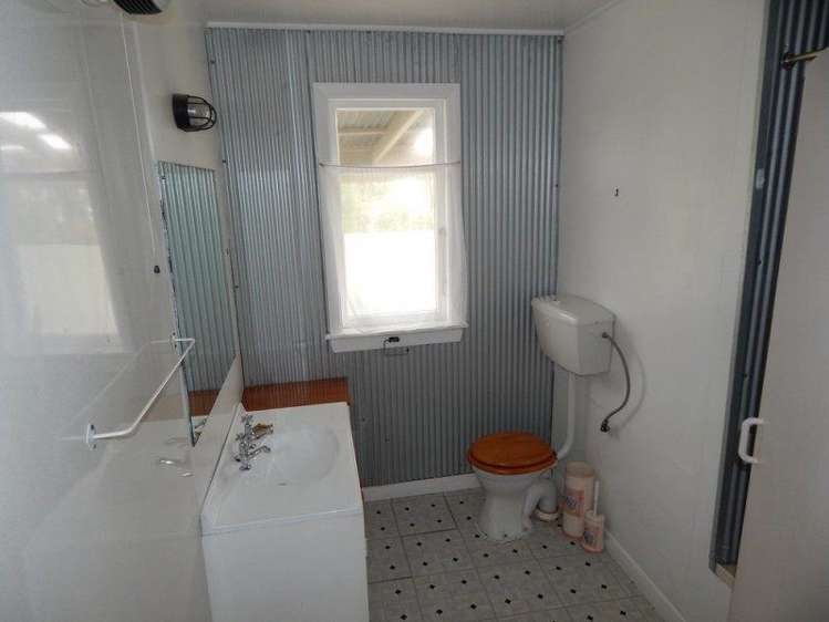 31 Main Road Hector_12