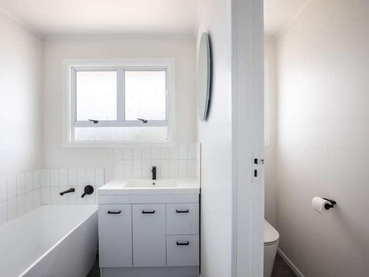100 South Road Blagdon_10