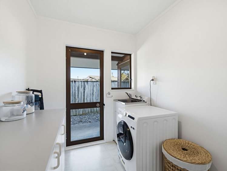 11 Fern Grove Taradale_15