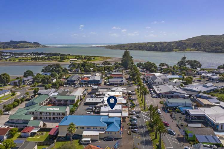 37-39 Bow Street Raglan_16