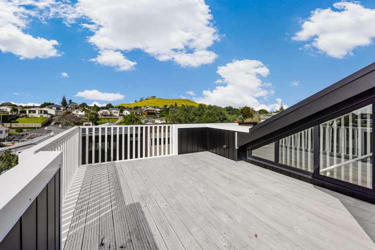 15 Kaaramuramu Lane Mangere Bridge_26