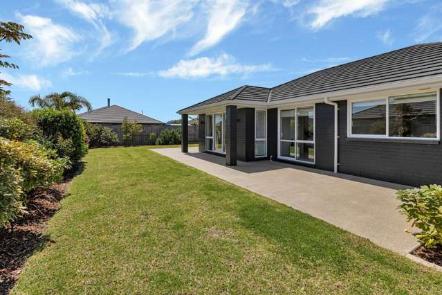 Vacant and ready to own!