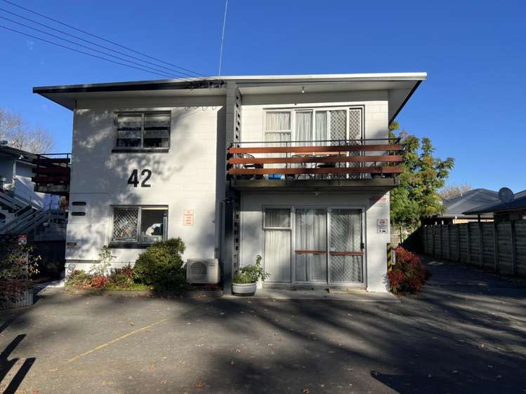 4/42 Wellington Street 1074_1