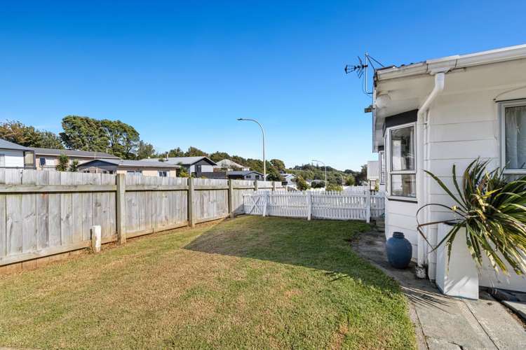 1/18 Herekawe Drive Spotswood_16