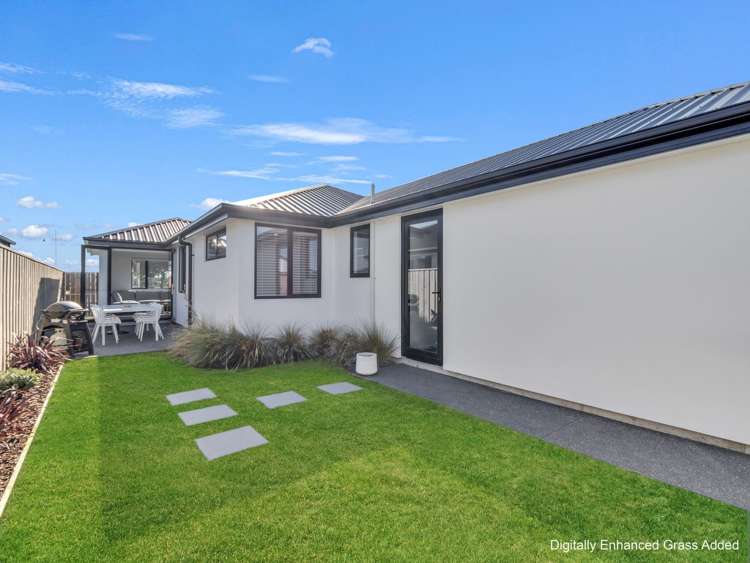 63 Pegasus Main Street Pegasus_23