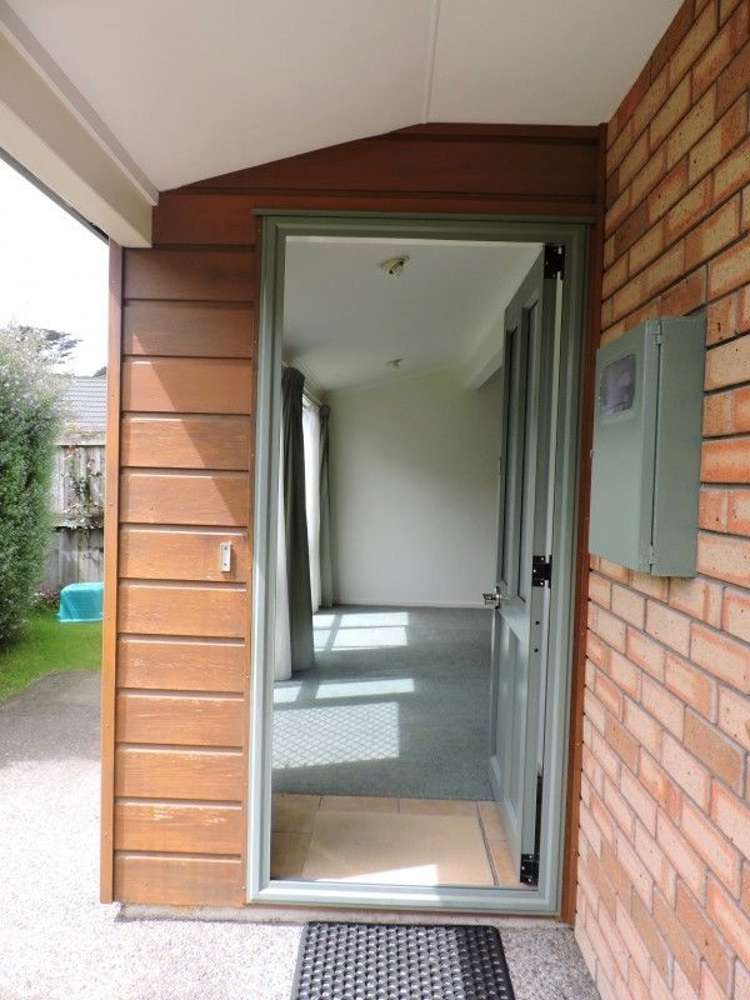 8/42 Main Road Tawa_11