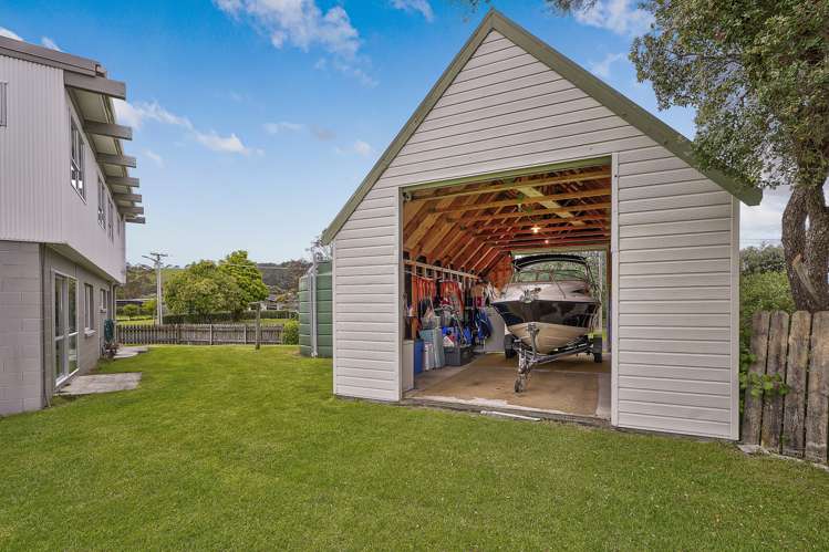 4 Hardy Place Cooks Beach_1