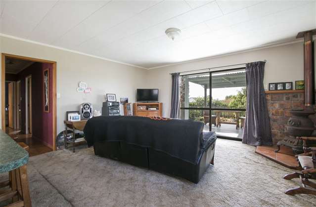 42 Koutunui Road Athenree_4