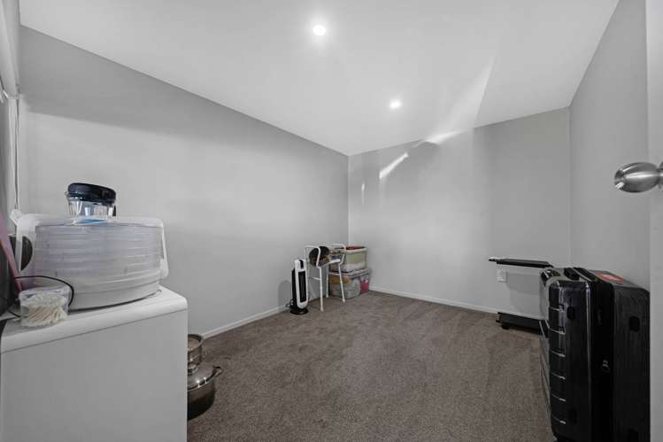 480 Whitford Road Whitford_28