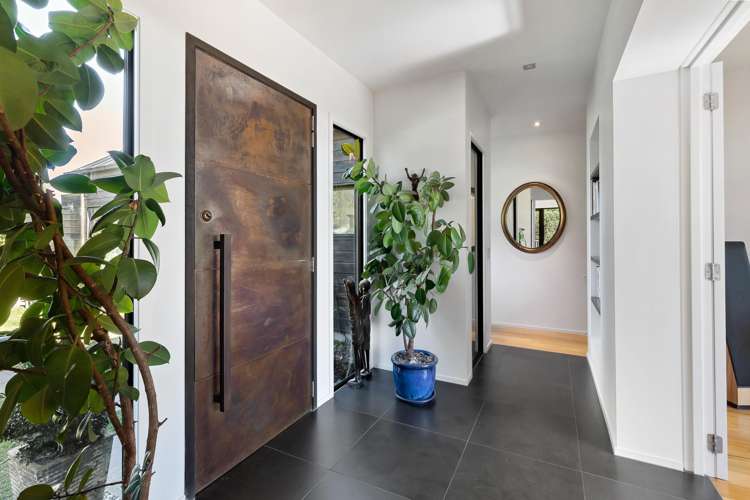 8 Bretby Court Jacks Point_20