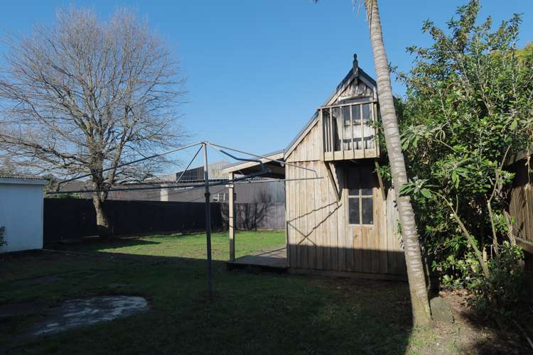 22 Howard Hunter Avenue St Johns_16