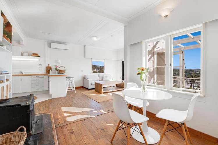 43 Surf Road Stanmore Bay_12