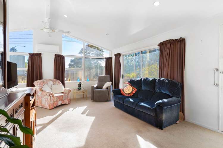 1/2 Barron Drive_5