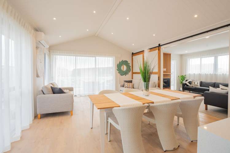 38 Makomako Crescent Wharewaka_4