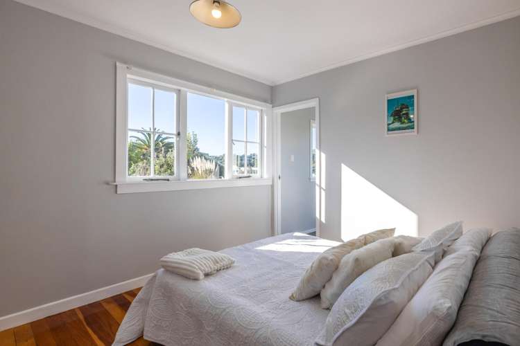 22 Marama Avenue Surfdale_14
