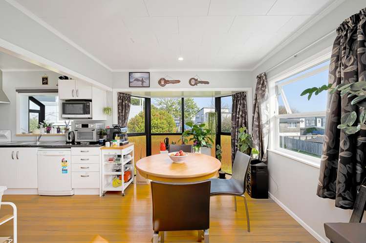5 Edgewood Way_5