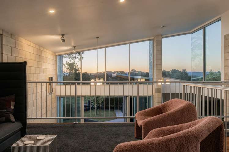 28 Highgrove Drive Grandview Heights_14