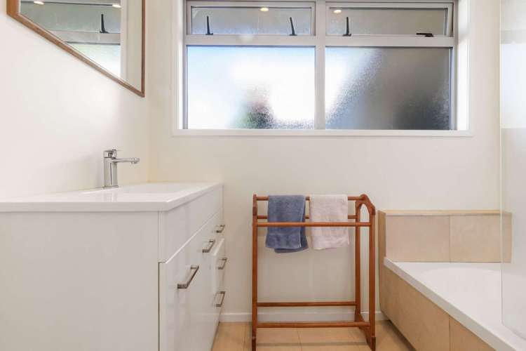 28 Iles Road Lynmore_12