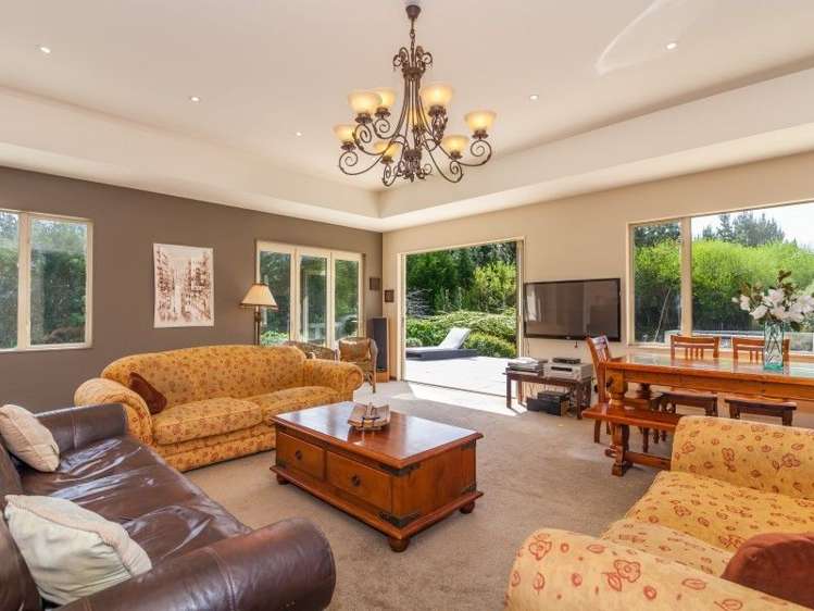 77c Johnsons Road Whitemans Valley_1