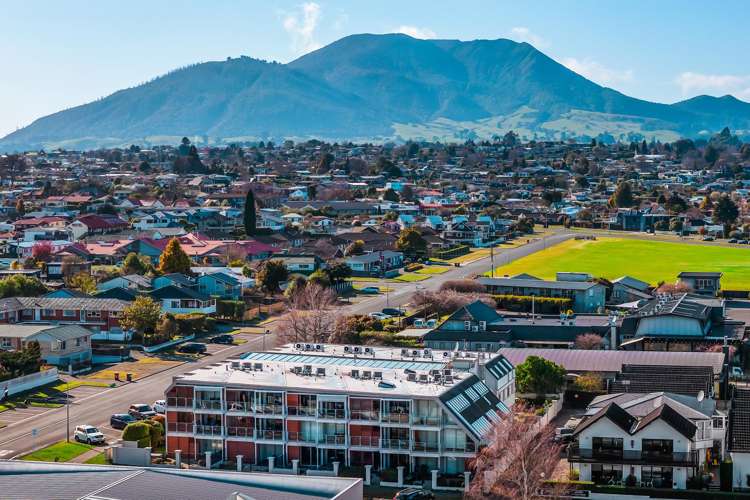 6/101 Roberts Street Taupo_29