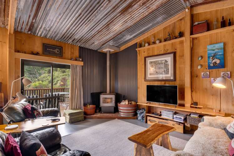 102 Boons Valley Road Waikawa Picton_10