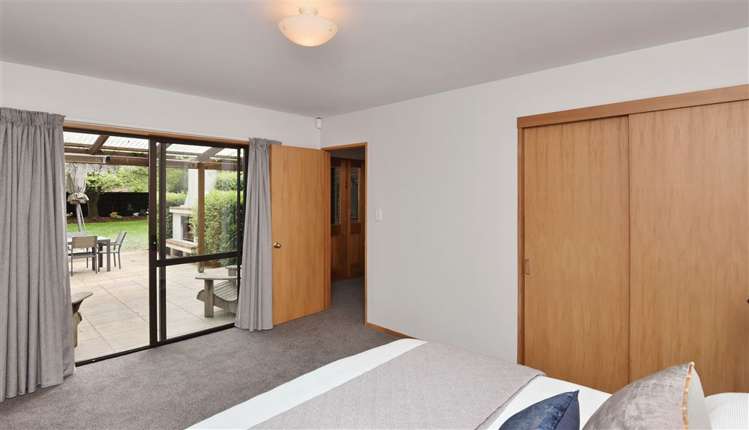 468 Marshland Road Marshland_12