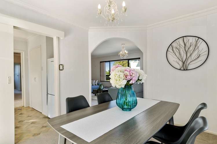 13 Cooneys Drive Matua_5