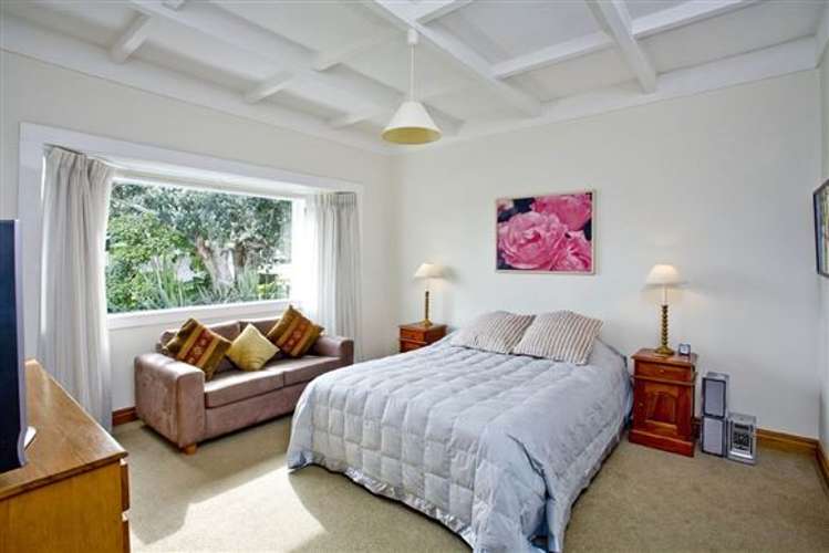 16 Merani Street Narrow Neck_8